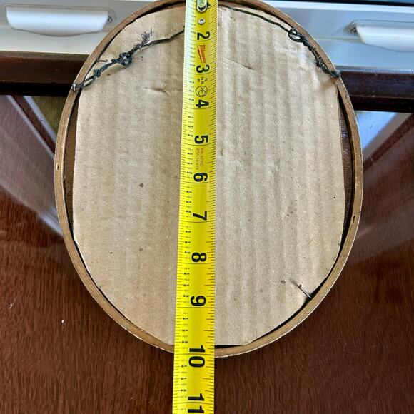 Antique Oval Framed Portrait Photograph – Early 1900s Black and Woman in Hat - Picture 6 of 9